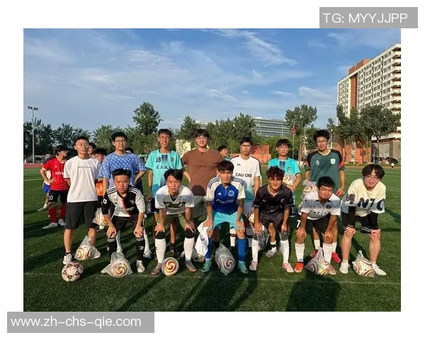 足球之道：探寻绿茵场上的智慧与人生哲学